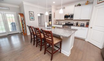 921 Deepwood Ct, Boiling Springs, SC 29316