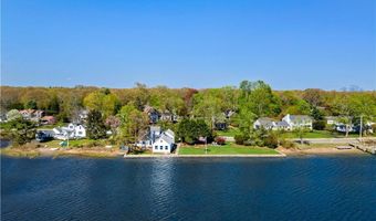166 New Meadow Rd, Barrington, RI 02806
