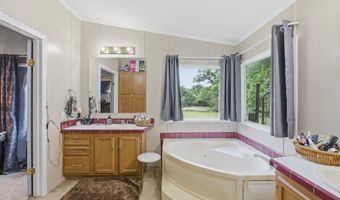 465 Private Road 2698, Alvord, TX 76225