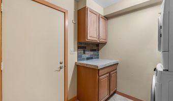 2050 Chalmers Dr, Ann Arbor, MI 48104