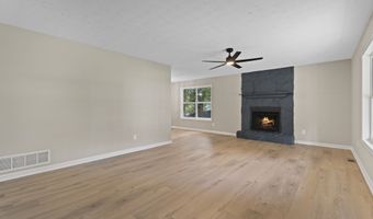 4553 Mars Ct NW, Acworth, GA 30101