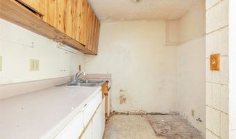 1720 Huna St B206, Honolulu, HI 96817