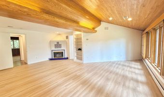 6819 SELKIRK, Bethesda, MD 20817