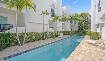 1101 101st St 8, Bay Harbor Islands, FL 33154
