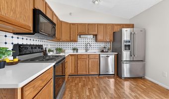 56 Ashton Dr, Ashville, OH 43103