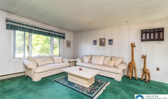 1221 Byfield St, Allentown, PA 18103
