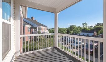 964 W Summerfield Glen Cir 96, Ann Arbor, MI 48103