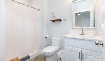 27 Ruslan Dr, Asheville, NC 28806
