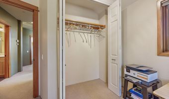 940 Pinecrest Ter, Ashland, OR 97520