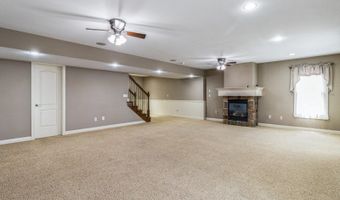 221 19th St SW, Altoona, IA 50009