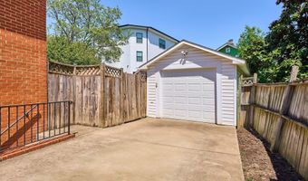 255 N BRYAN St, Arlington, VA 22201
