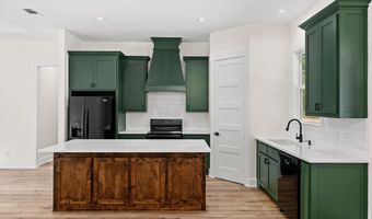 1370 County Road 1660, Alba, TX 75410