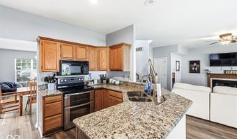 414 Winterwood Dr, Avon, IN 46123