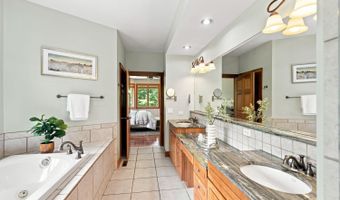654 Eight Mile Rd, Anderson Twp., OH 45255