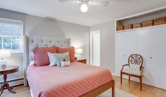 8605 VIRGINIA Ave, Annandale, VA 22003