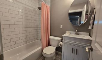 818 Kenwood St, Alexandria, MN 56308