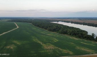 Bolivar Road, Benoit, MS 38725