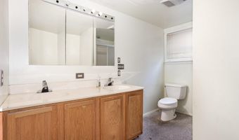2400 RAMBLEWOOD Rd, York, PA 17408