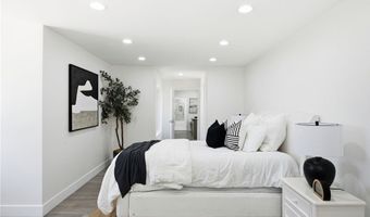 1094 Hillcrest View Ln, Fallbrook, CA 92028