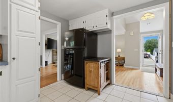 35 Superior View Blvd, North Providence, RI 02911