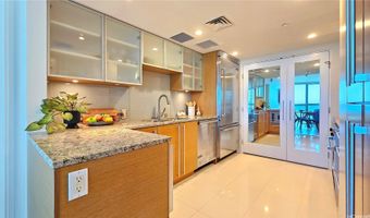 1177 Queen St 1805, Honolulu, HI 96814