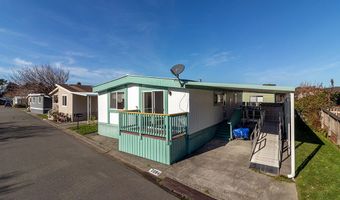2084 Mustang Ln, Arcata, CA 95521