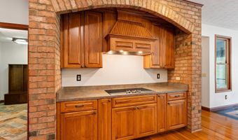 445 Fudges Creek Rd, Barboursville, WV 25504