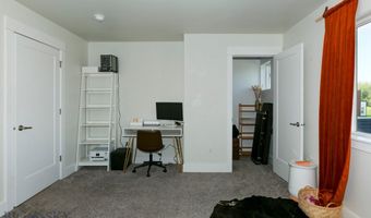 2002 Chipset St A, Bozeman, MT 59718