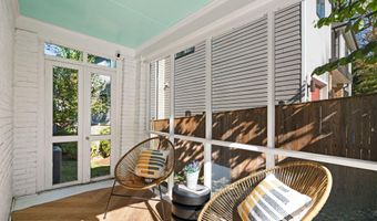 5621 HUNTINGTON Pkwy, Bethesda, MD 20814