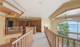 1703 S Le Homme Dieu Dr NE, Alexandria, MN 56308
