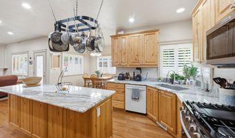 914 N 400 W, Centerville, UT 84014