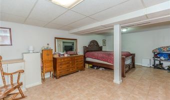 91 Curry Rd, Cranston, RI 02920