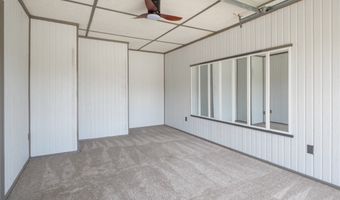 605 Plantation Dr, Adel, GA 31620