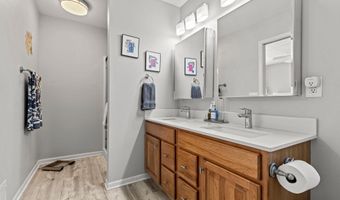 5616 Highbury Dr SE, Ada, MI 49301