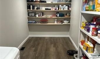 1705 Tower Dr, Ardmore, OK 73401
