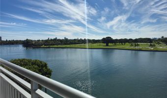 9250 W Bay Harbor Dr 5B, Bay Harbor Islands, FL 33154