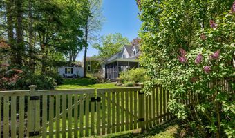 75 Court St, Belfast, ME 04915