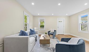 826 Dunlewy St, Asbury Park, NJ 07712