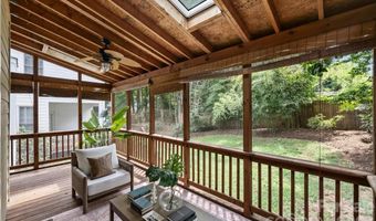 1912 Dearmon Dr, Charlotte, NC 28205