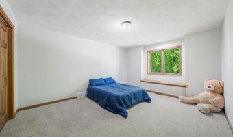 1711 E ROBIN Way, Appleton, WI 54915