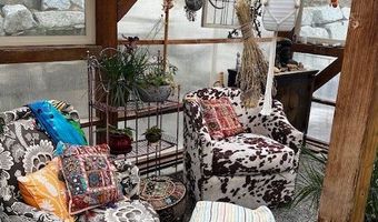 3721 SISKIYOU Hwy, Ashland, OR 97520