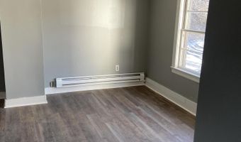 21 Laurel St, Augusta, ME 04330