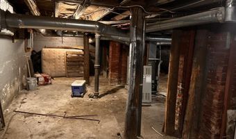 16 Walter St, Bangor, ME 04401