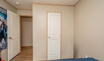 3 Back Rd, Abbot, ME 04406