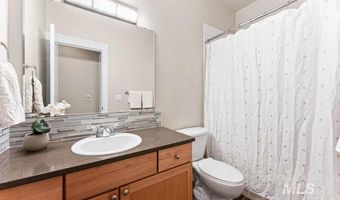 6584 N Antler Pl, Boise, ID 83703