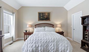32 Peacock Brook Ln, Amherst, NH 03031
