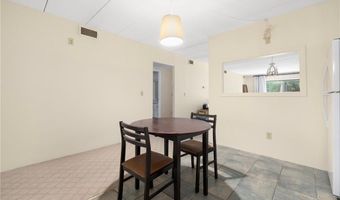 143 Hoffman Ave 205, Cranston, RI 02920