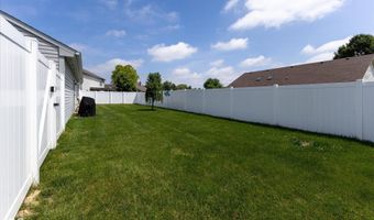 913 Halyard Dr, Avon, IN 46123