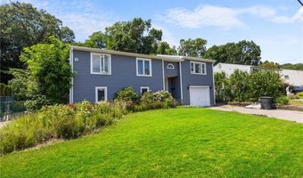 26 Rachela St, Johnston, RI 02919