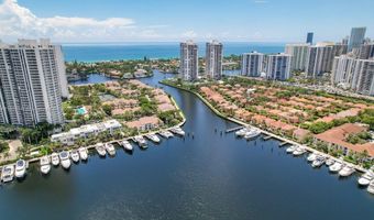 3552 Magellan Cir 122, Aventura, FL 33180